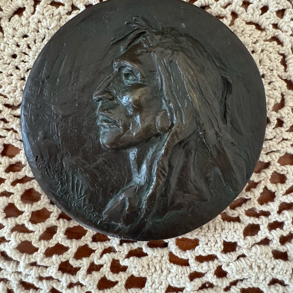 Joe Beeler Bronze Plains Indian Medallion – EUC, Western Art